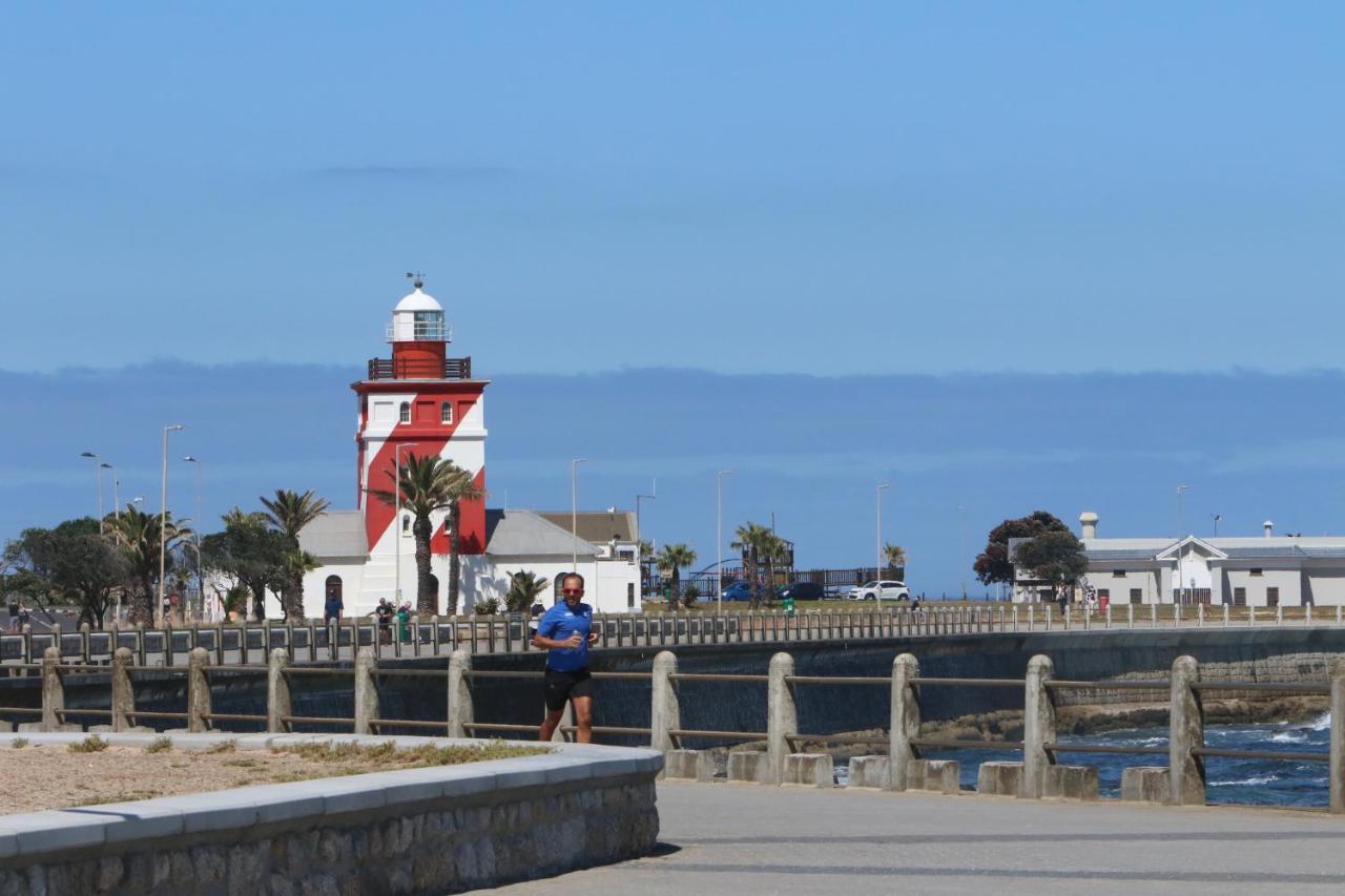 Dolphin Inn Guesthouse Cape Town Bagian luar foto