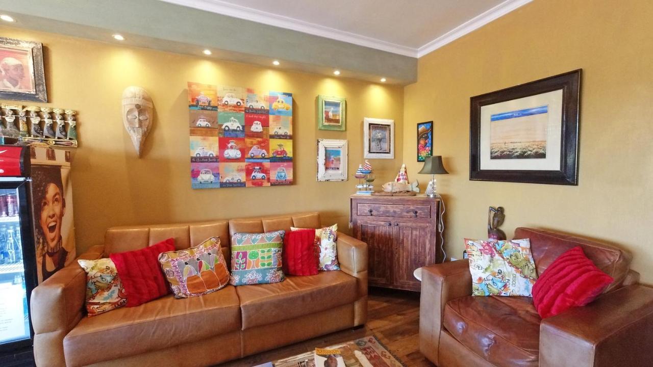 Dolphin Inn Guesthouse Cape Town Bagian luar foto
