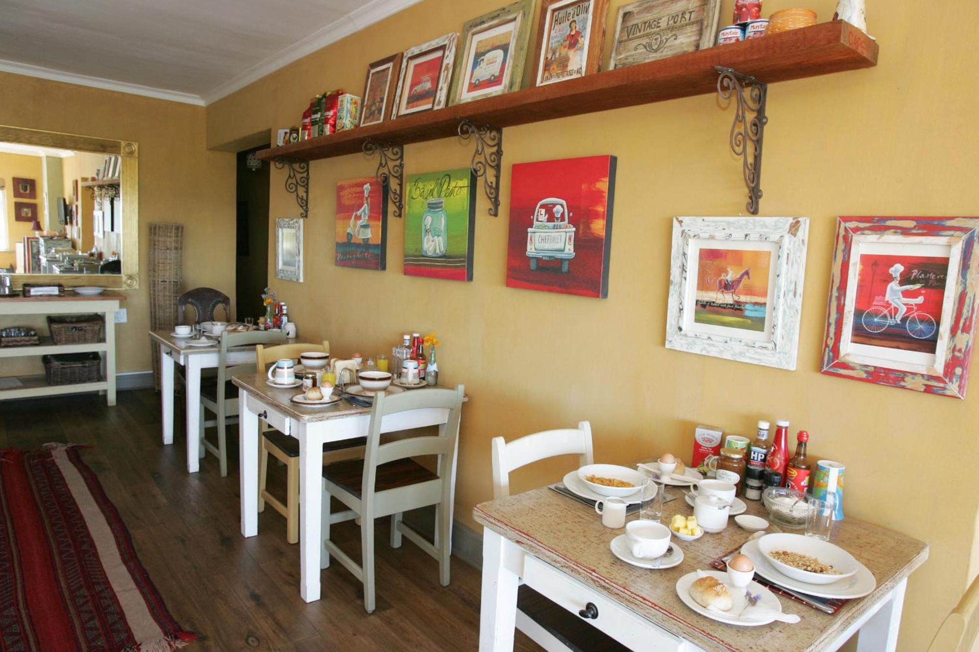 Dolphin Inn Guesthouse Cape Town Bagian luar foto