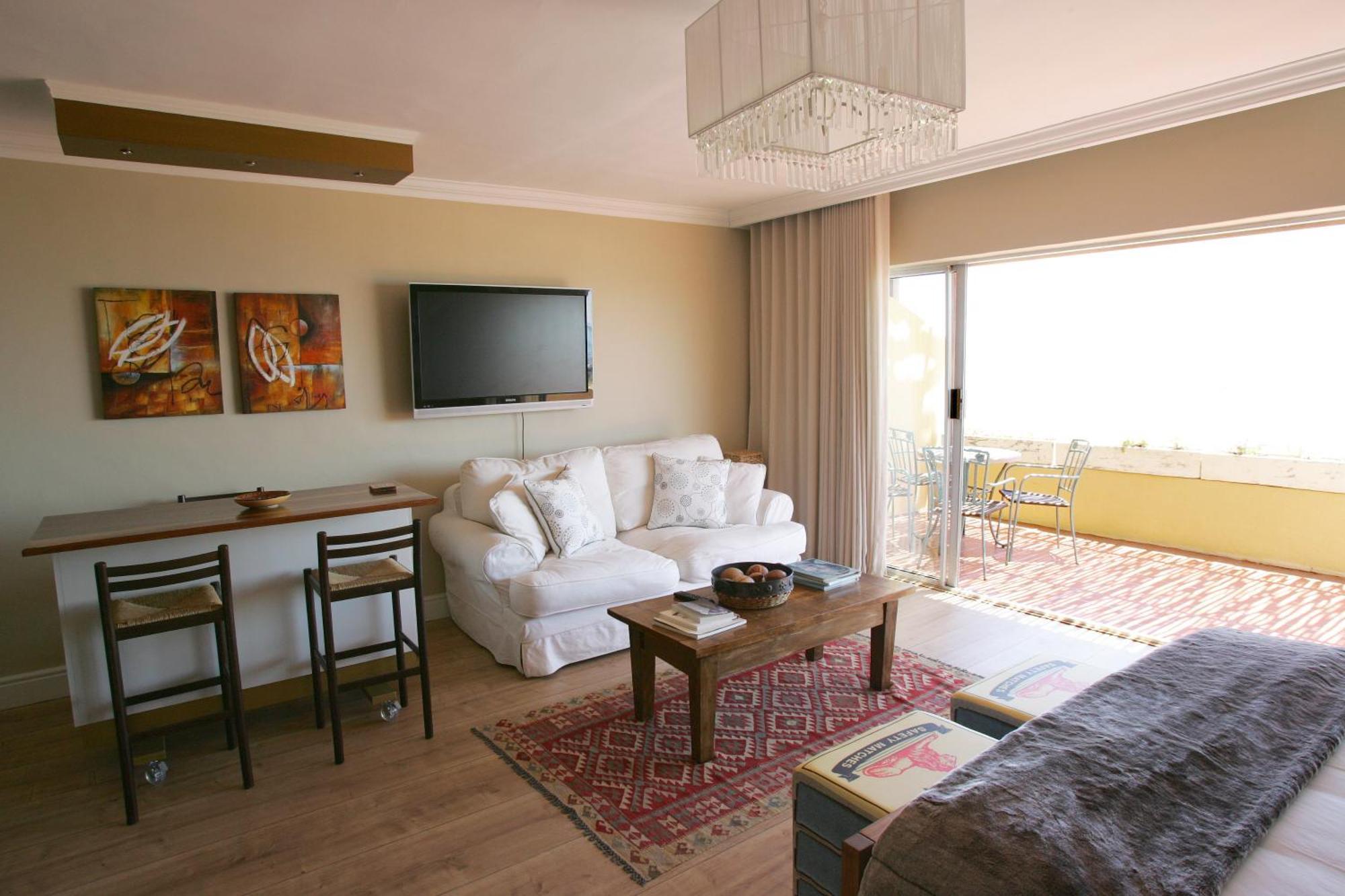 Dolphin Inn Guesthouse Cape Town Bagian luar foto